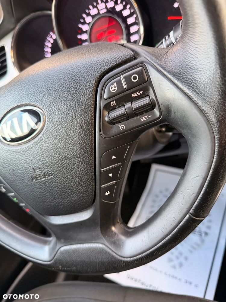 Kia Ceed 1.6 GDI ISG Spirit - 14