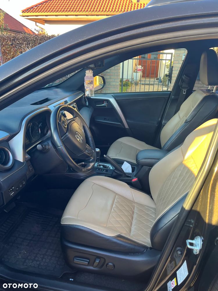 Toyota RAV4 Hybrid Prestige 4x2 - 9