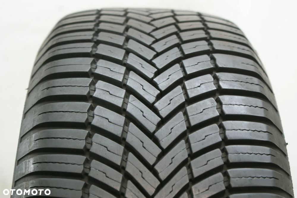 225/65R17 BRIDGESTONE WEATHER CONTROL A005 , 6,4mm B1683 - 1