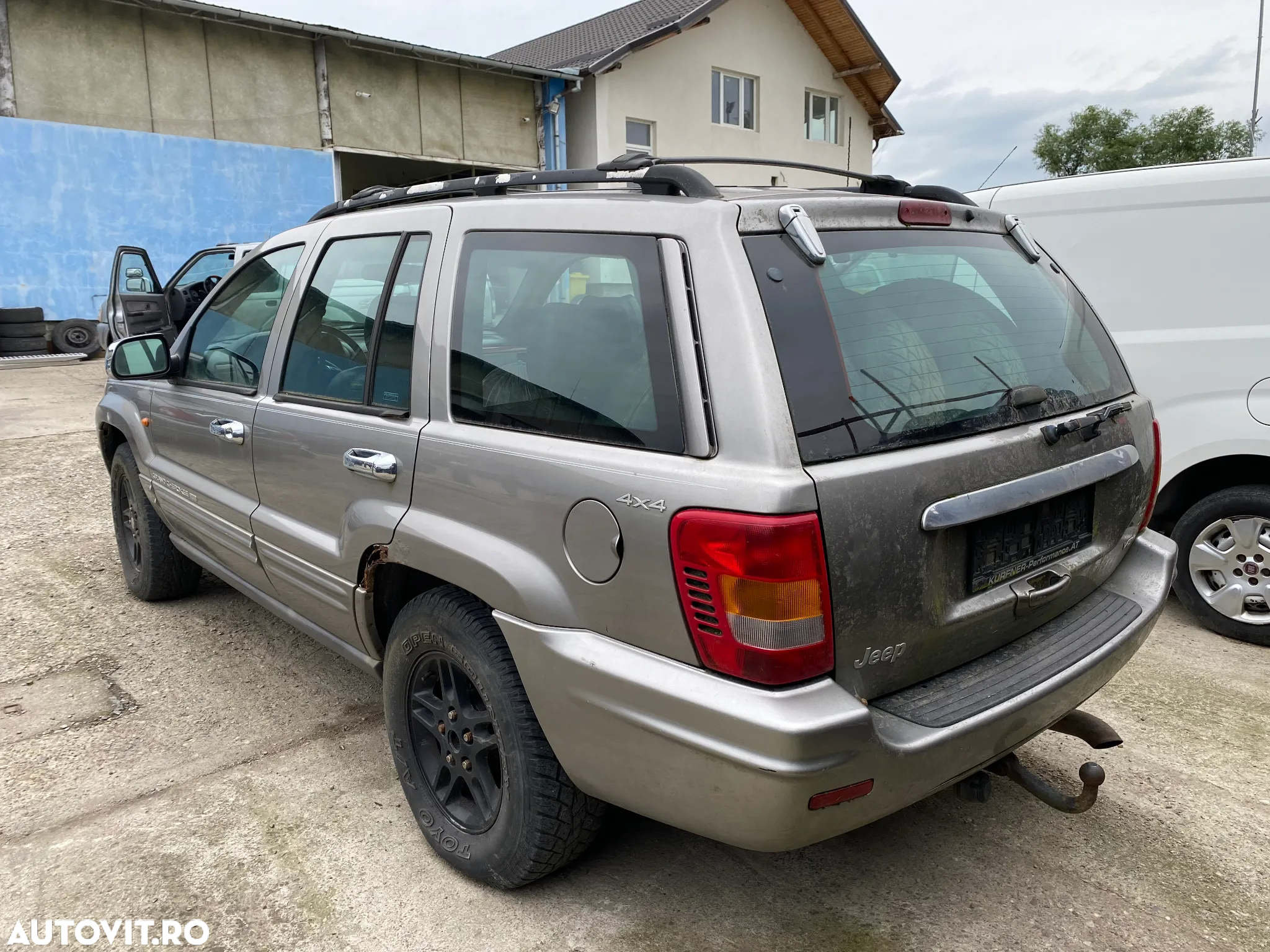 Dezmembrez piese Jeep Grand Cheroke - 2