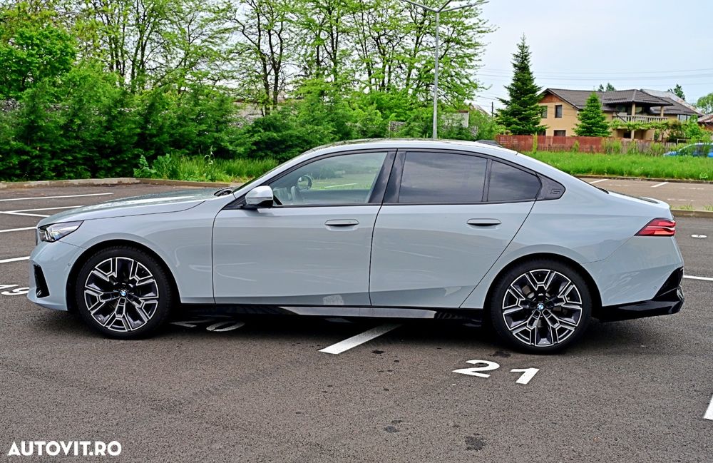 BMW Seria 5 520d AT MHEV - 16