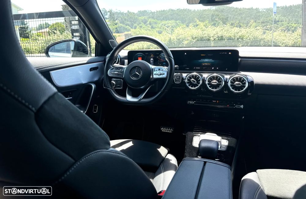 Mercedes-Benz A 250 e 8G-DCT Edition AMG Line - 33