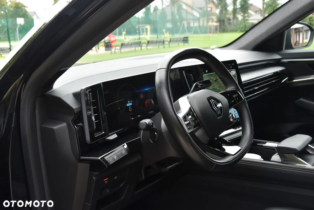 Renault Austral 1.2 E-Tech Full Hybrid 200 Iconic MMT - 11