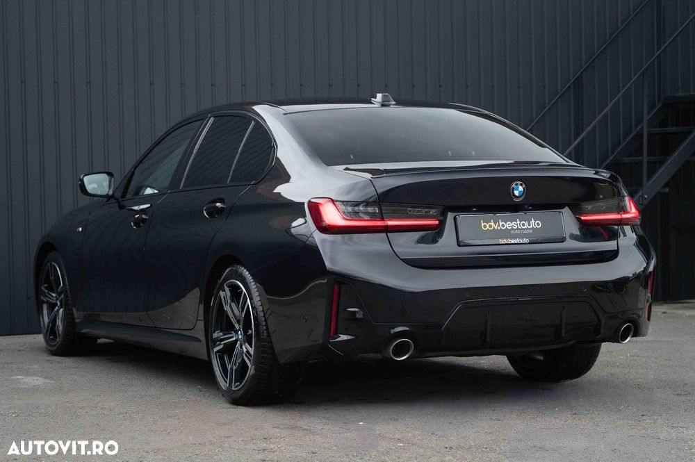 BMW Seria 3 318i Aut. M Sport - 32