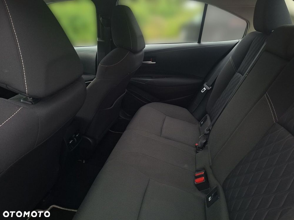 Toyota Corolla 1.8 Hybrid Comfort - 12