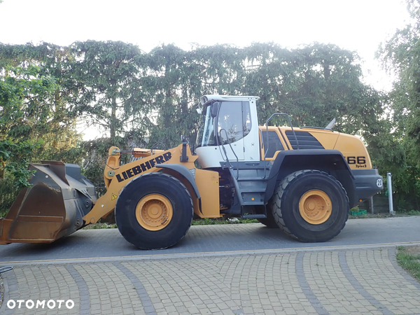 Liebherr L566