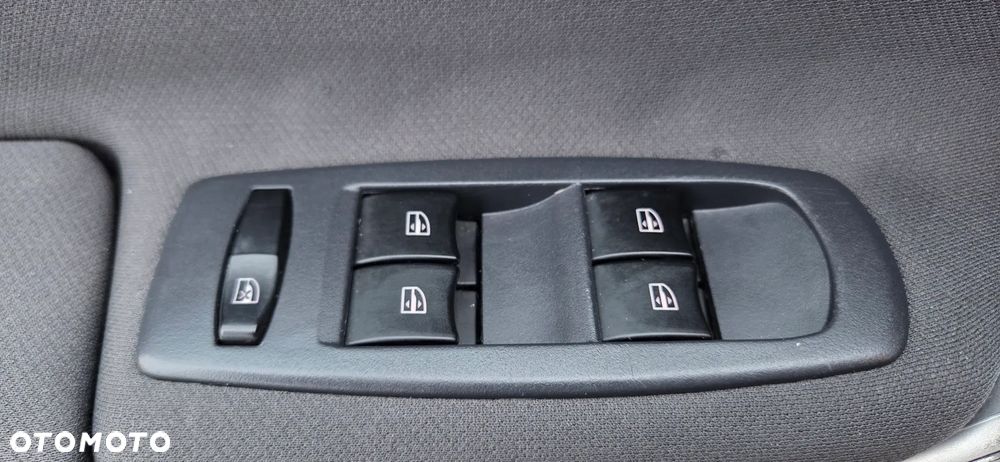 Renault Koleos 2.0 dCi FAP 4x4 Expression - 23