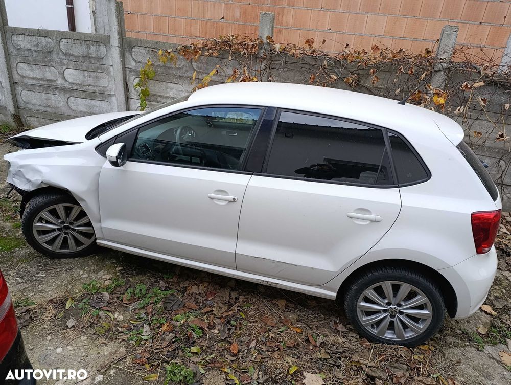 Dezmembrez volkswagen vw polo 6R 2011 1.4 bifuel benzina gaz cod CMAA - 4