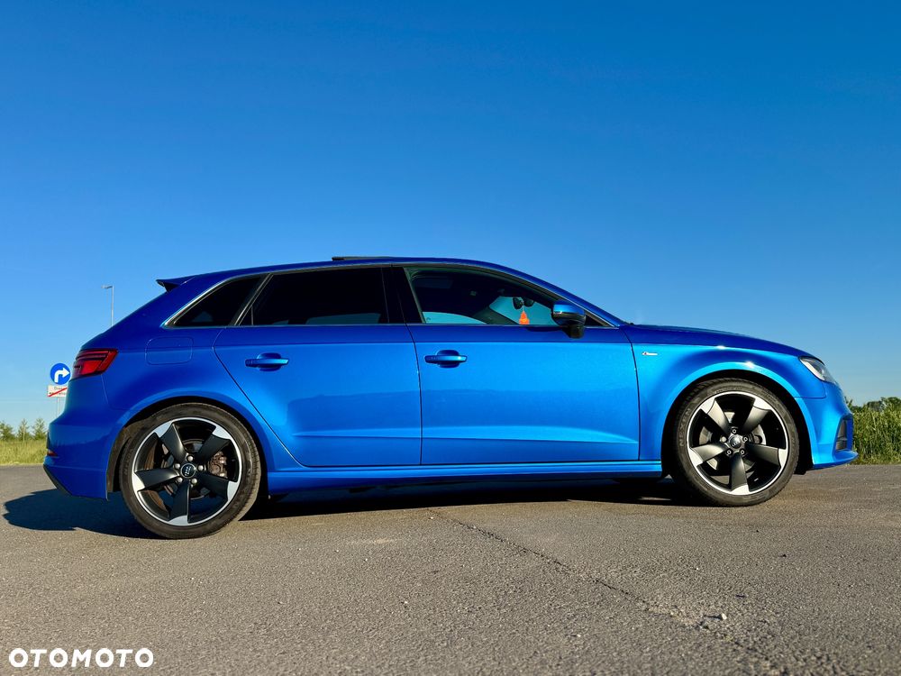 Audi A3 Sportback 2.0 TDI (clean diesel) quattro S tronic S line Sportpaket - 10