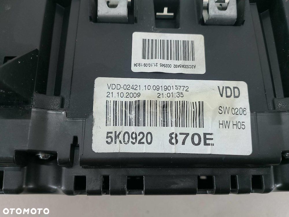 LICZNIK VW GOLF VI 1.6 TDI HATCHBACK 5K0920870E - 5