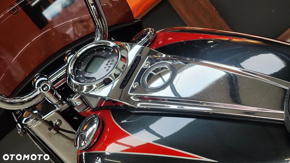 Harley-Davidson Softail - 16