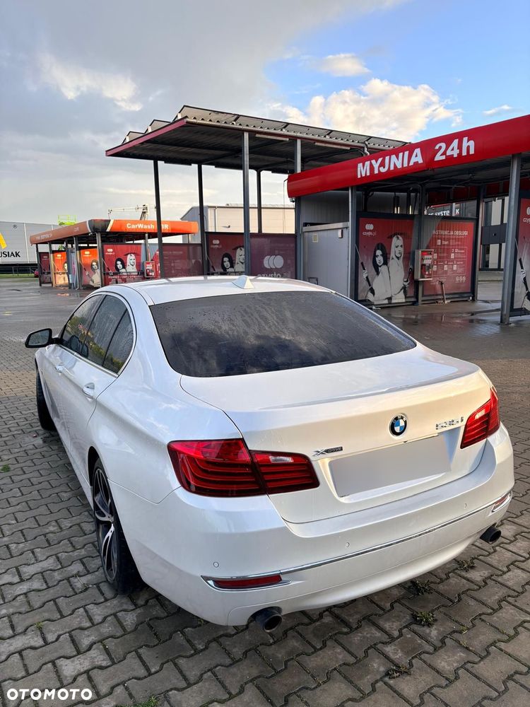 BMW Seria 5 535i xDrive Sport-Aut Luxury Line - 8