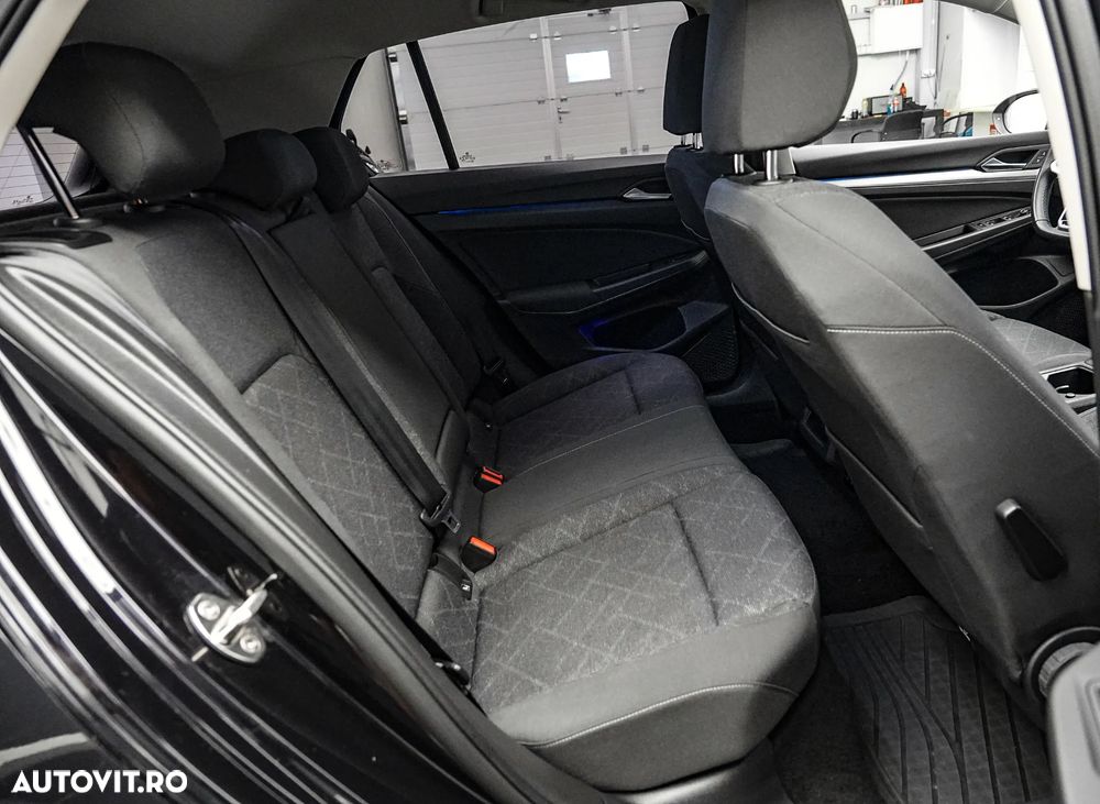 Volkswagen Golf 1.0 eTSI MHEV 110CP DSG Life - 17