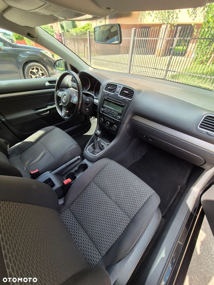 Volkswagen Golf VI 1.6 TDI Comfortline - 8