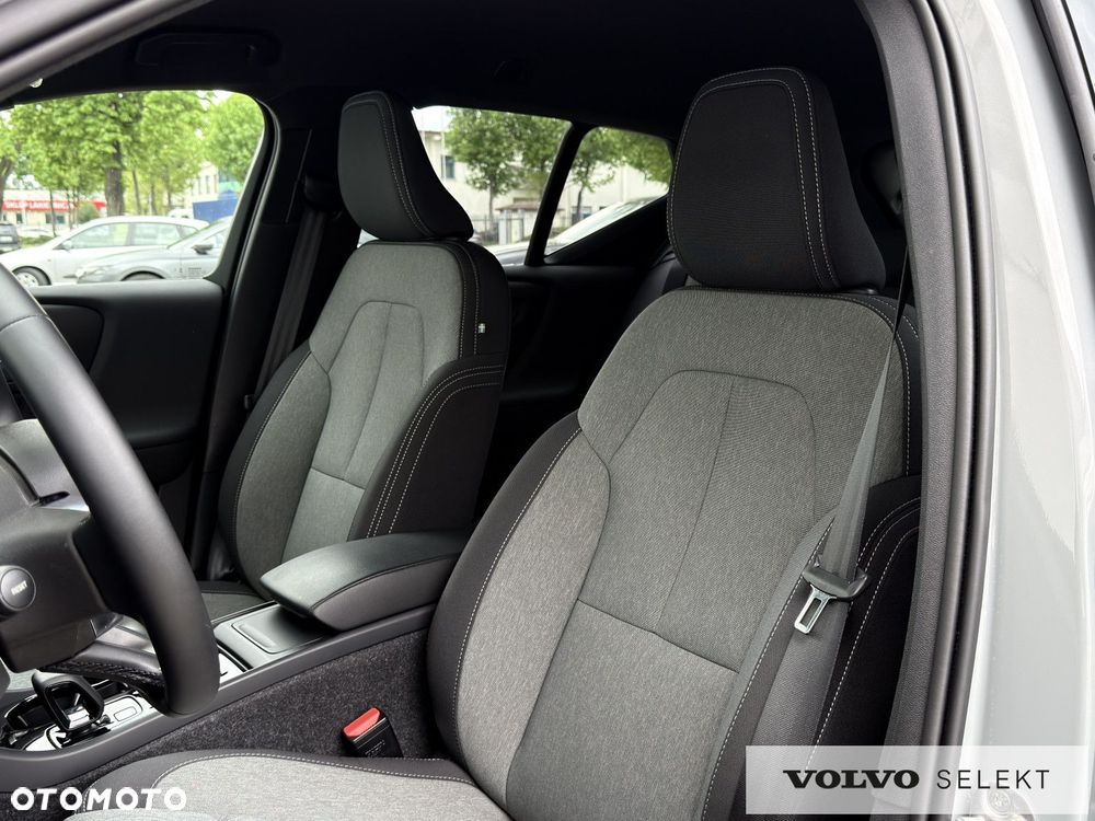 Volvo XC 40 - 22
