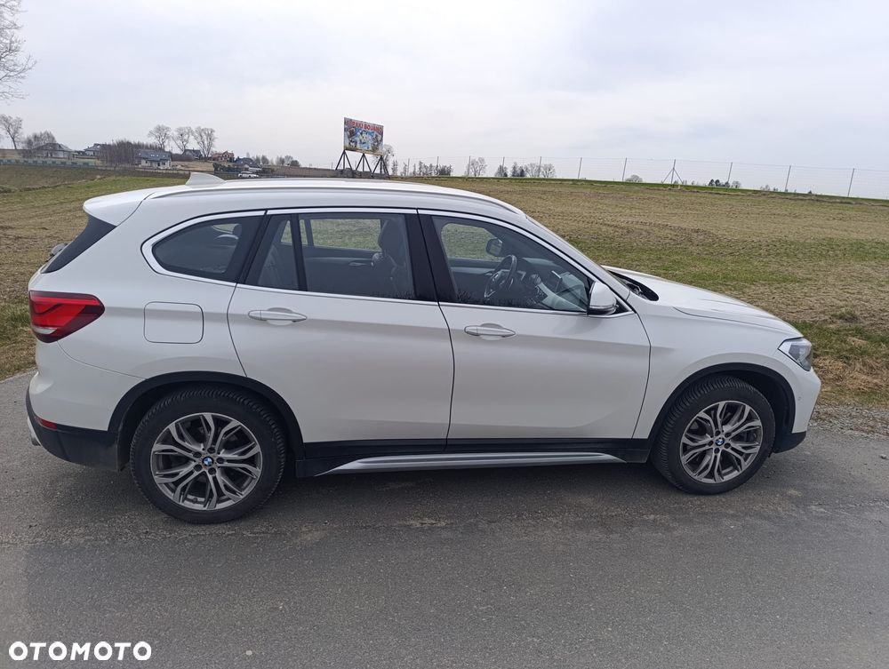 BMW X1 xDrive20i GPF Advantage sport - 1