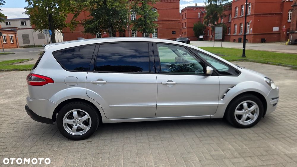 Ford S-Max 2.0 TDCi DPF Titanium - 12