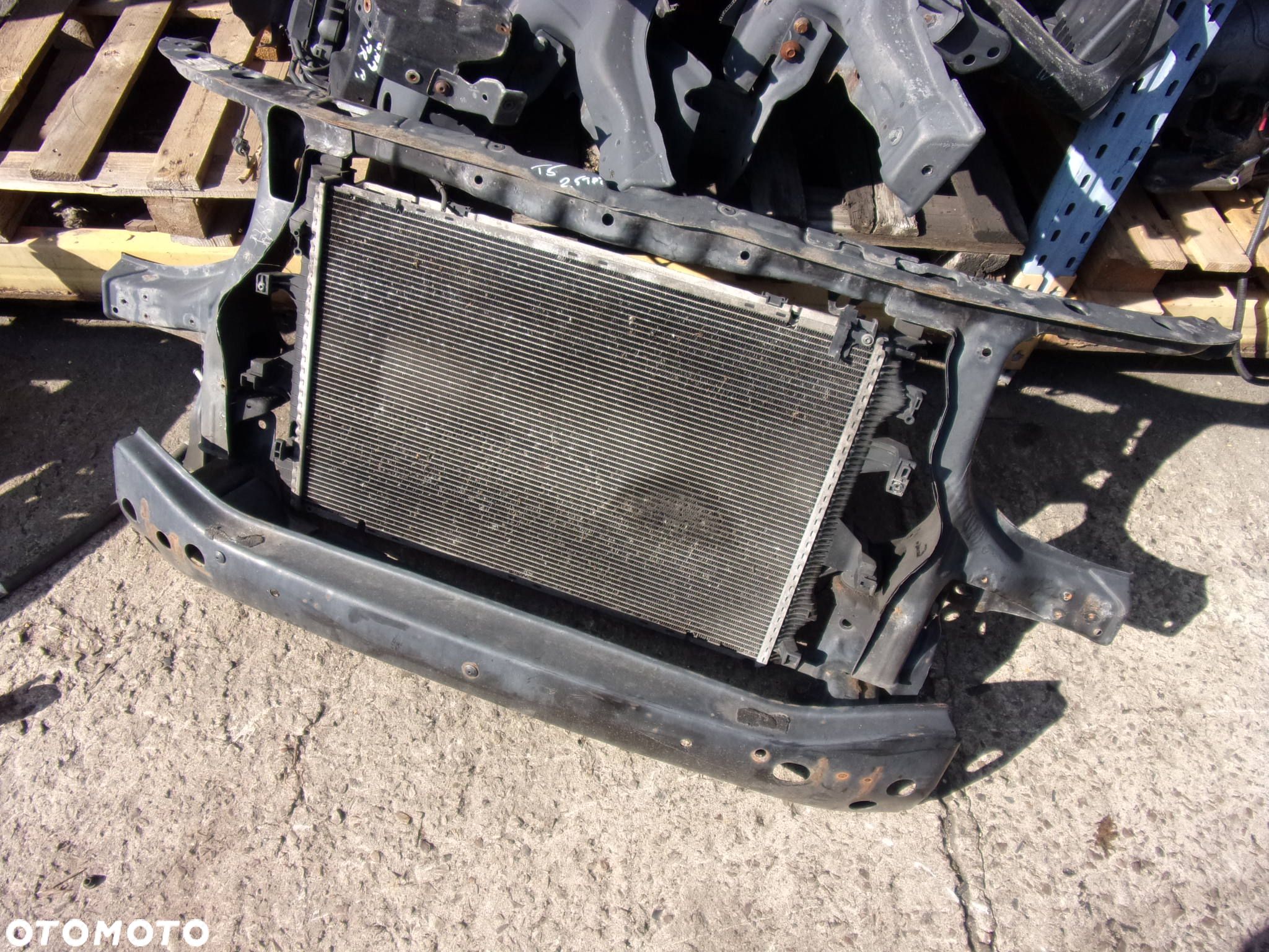 Wzmocnienie czołowe chłodnice wentylator  Volkswagen Transporter T5 2.5TDI - 1
