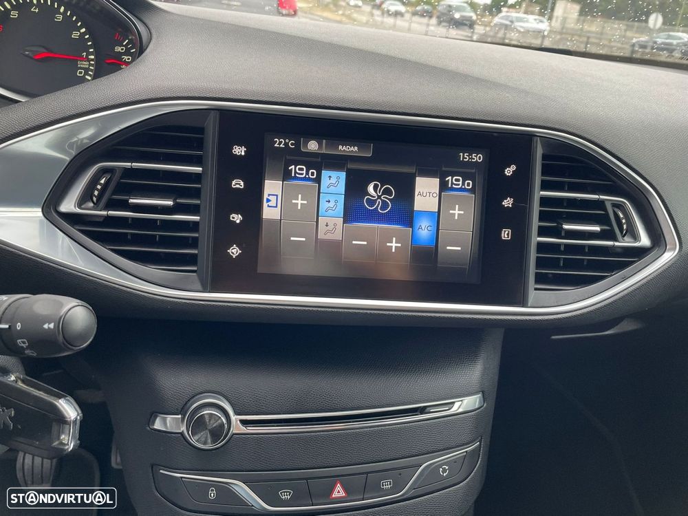 Peugeot 308 1.2 PureTech Style - 9