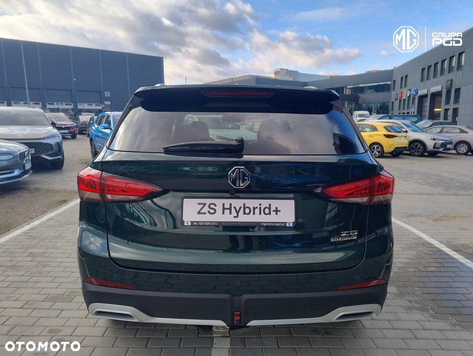 MG ZS Hybrid+ - 9
