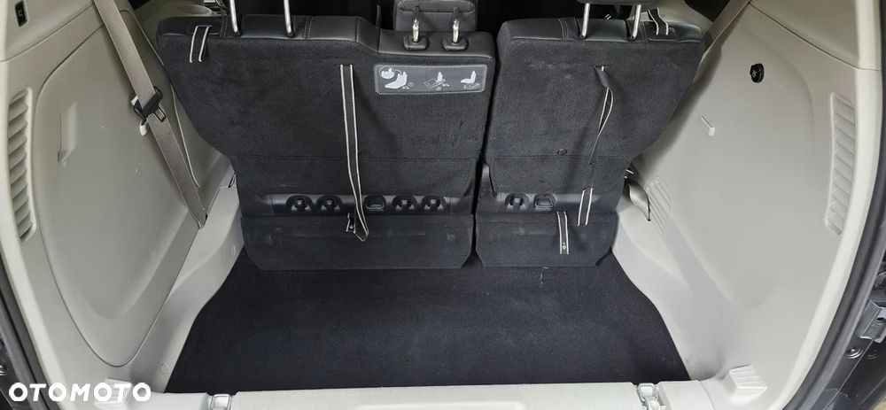 Chrysler Pacifica - 21