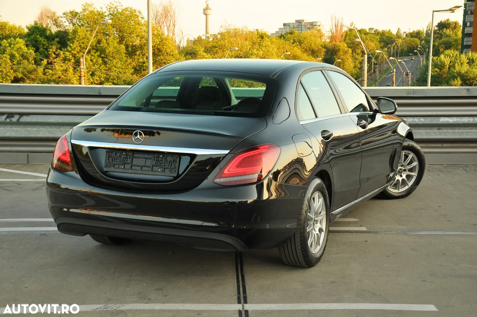Mercedes-Benz C 180 d T 9G-TRONIC Exclusive - 13