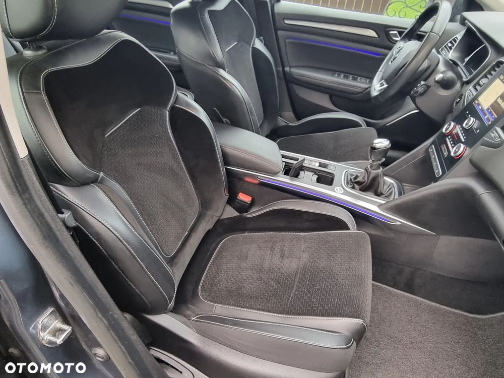 Renault Megane ENERGY TCe 130 LIMITED - 17