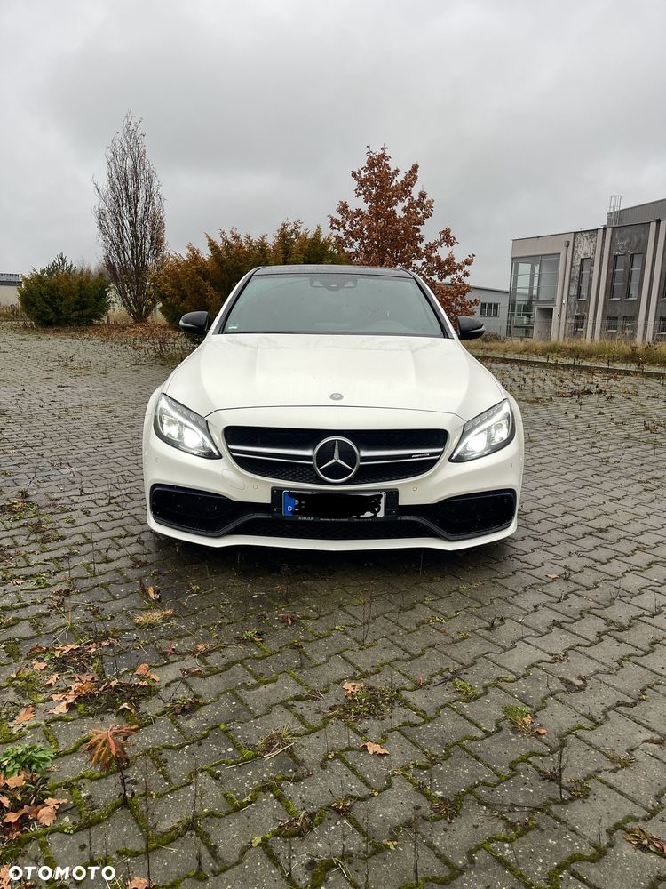 Mercedes-Benz Klasa C AMG 63 - 1
