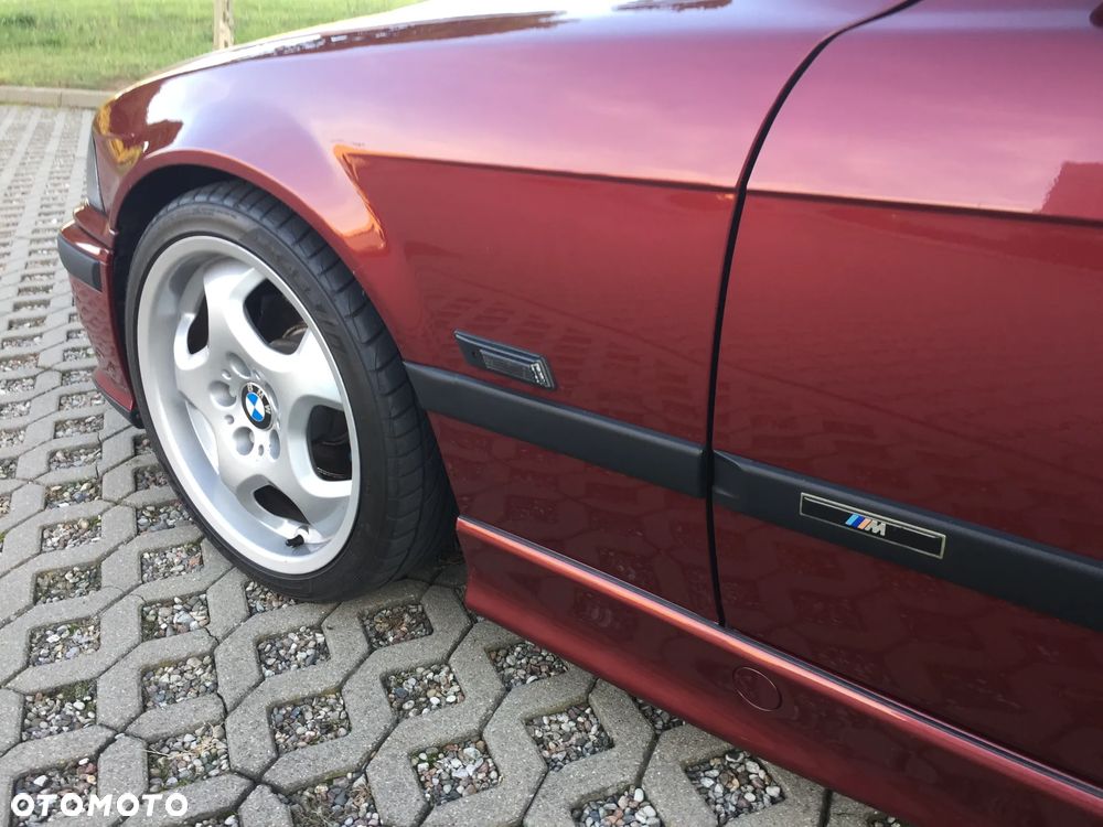 BMW Seria 3 318i Cabriolet - 14