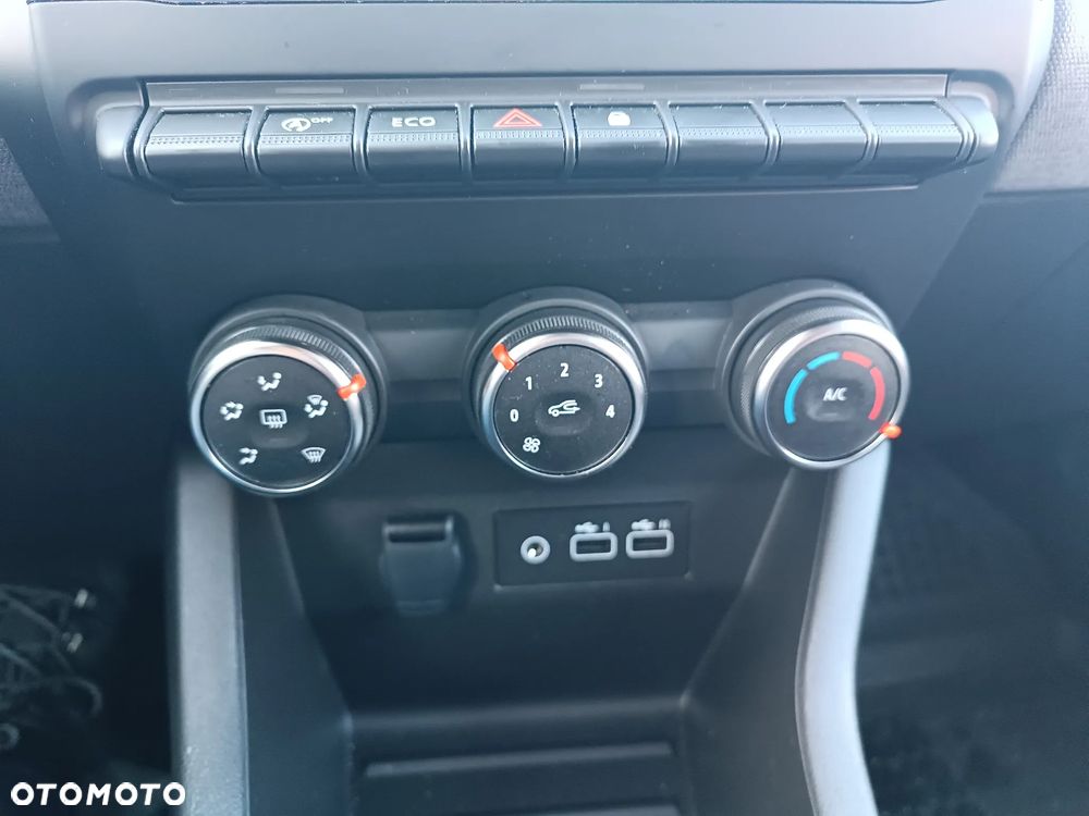 Renault Clio 1.0 TCe Evolution - 9