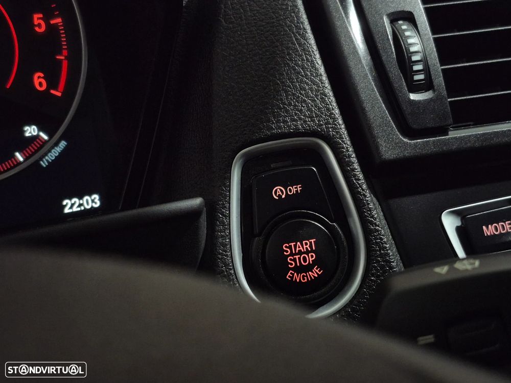 BMW 218 d Coupe Line Sport Auto - 34