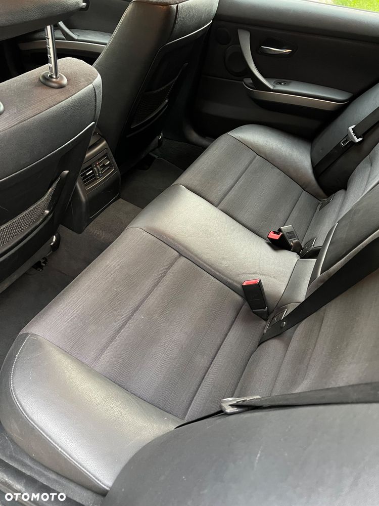 BMW Seria 3 320d DPF - 6