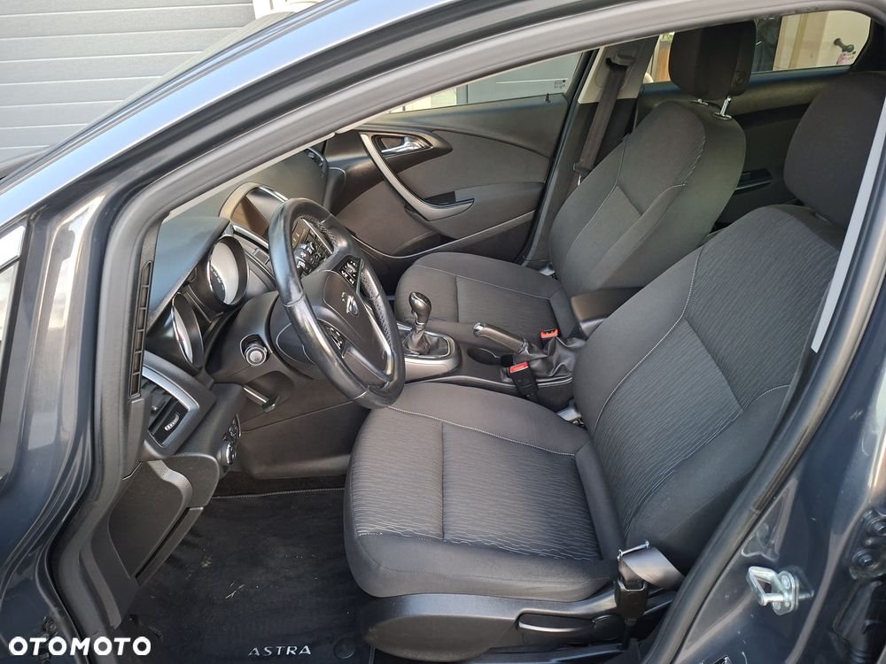 Opel Astra - 8
