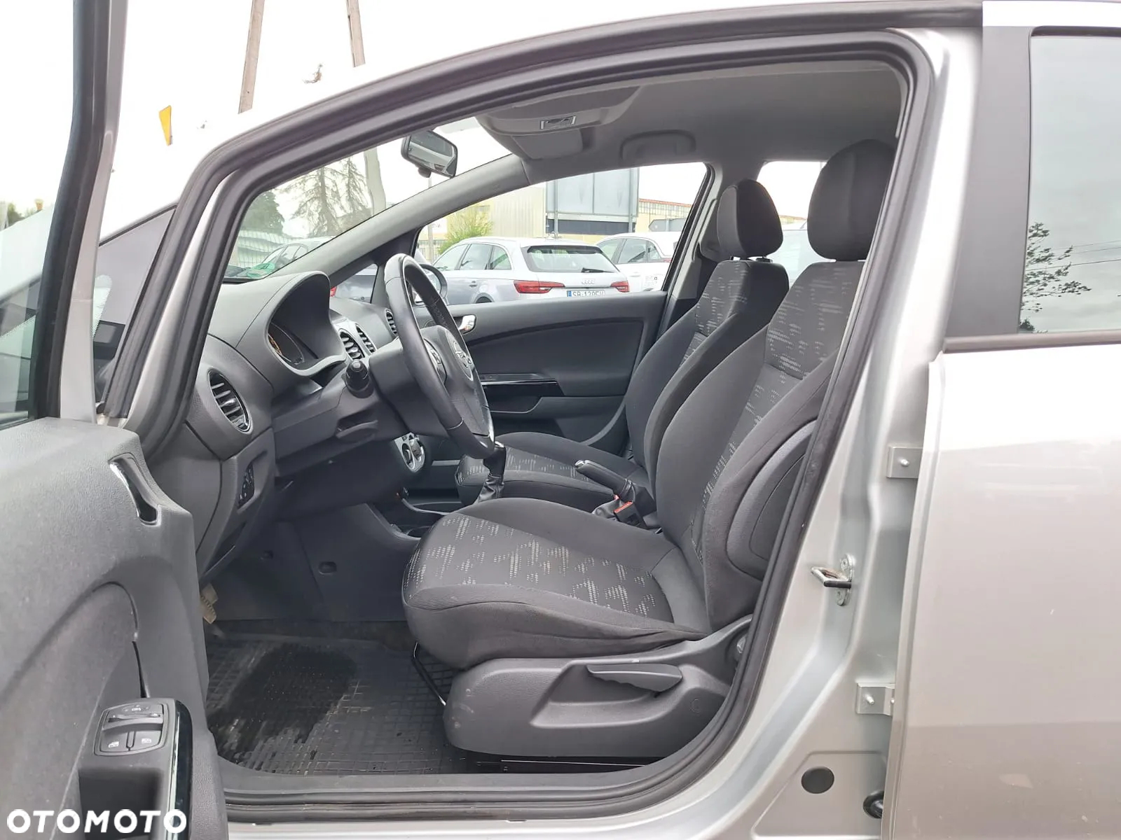 Opel Corsa - 13