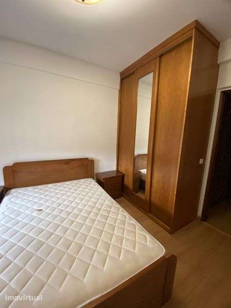 Vendo apartamento Sacavem - Grande imagem: 2/8