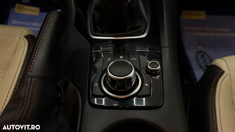 Mazda 3 SKYACTIV-D 150 Sports-Line - 27