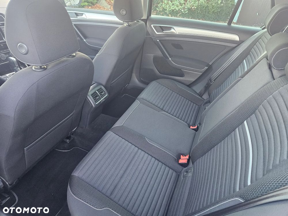 Volkswagen Golf 1.4 TSI BlueMotion Technology DSG Cup - 14