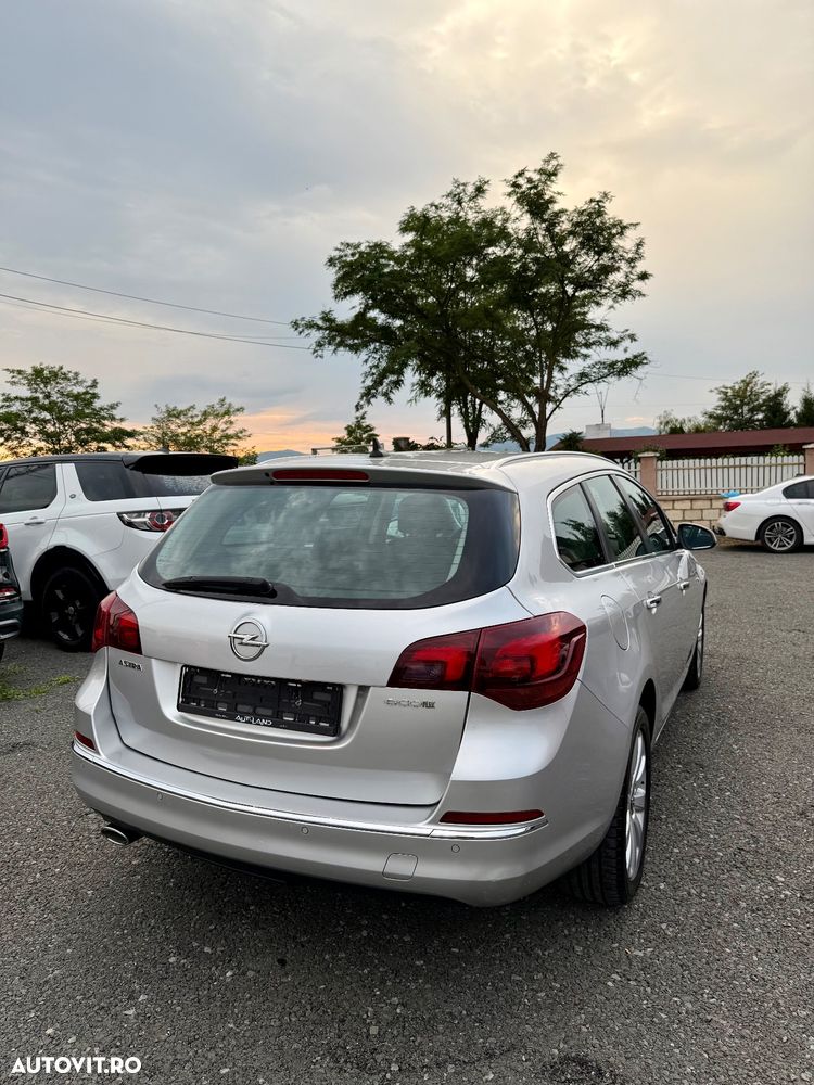 Opel Astra 2.0 CDTI DPF Sport - 4