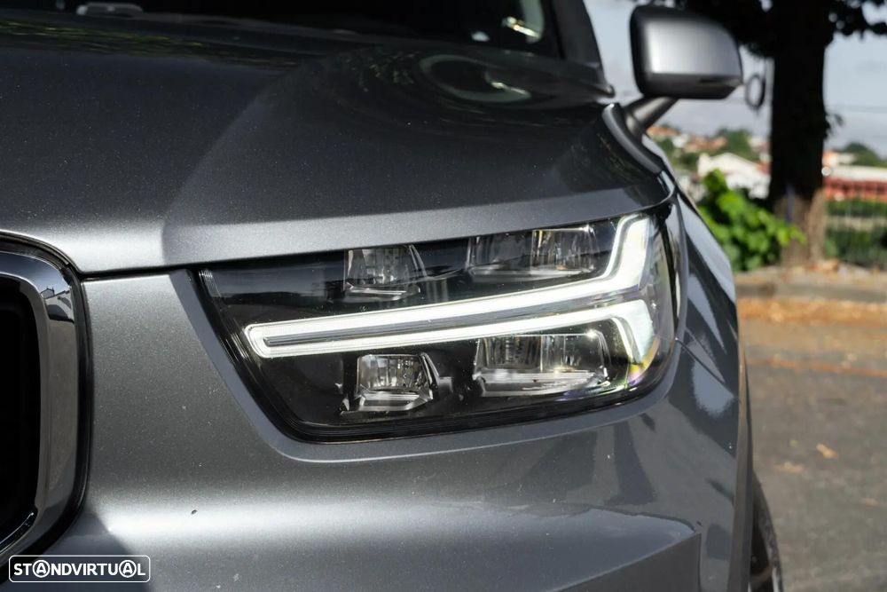 Volvo XC 40 2.0 D3 - 24