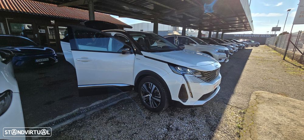 Peugeot 3008 1.6 Hybrid Allure e-EAT8 - 31