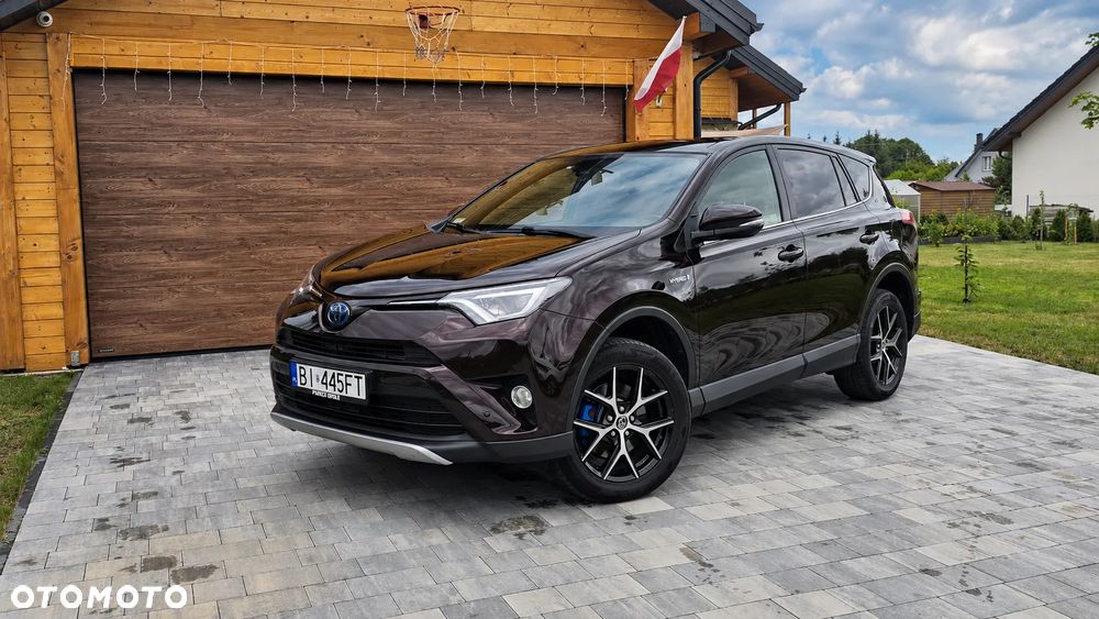Toyota RAV4 - 1