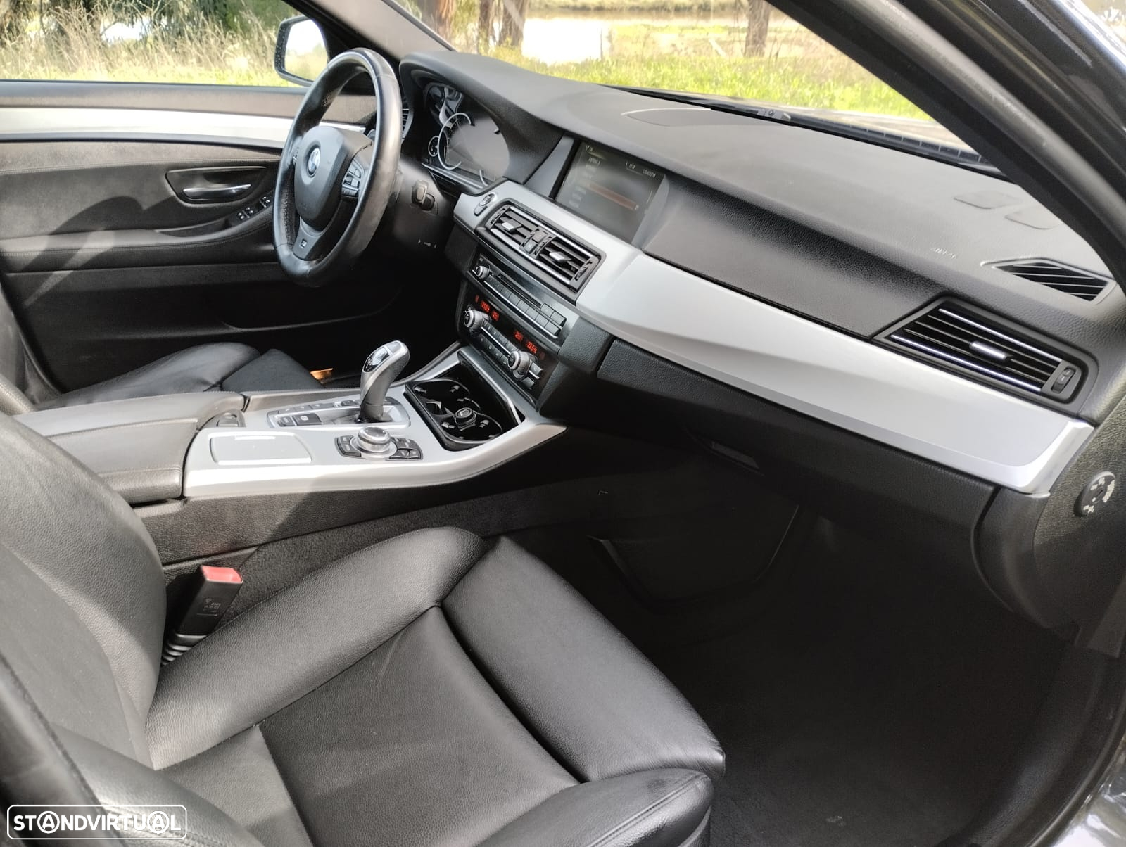 BMW M550d xDrive Auto - 28