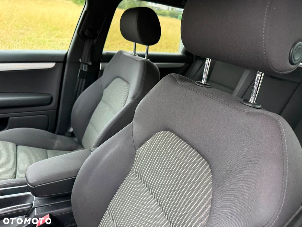 Audi A4 Avant - 13