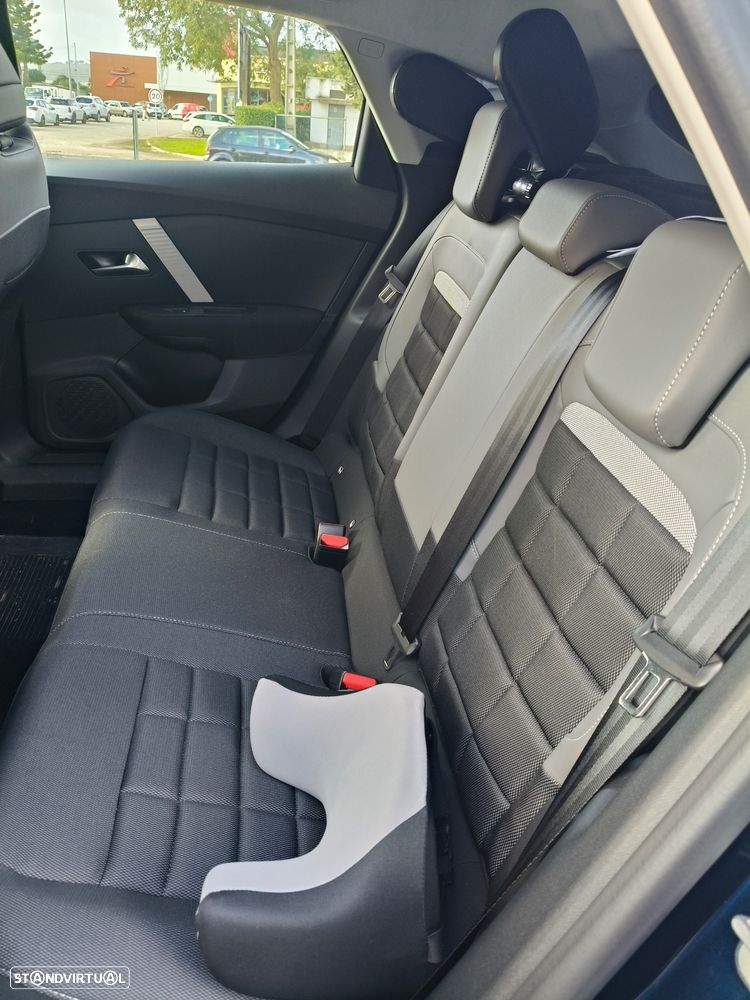 Citroën C4 1.2 PureTech Plus EAT8 - 9