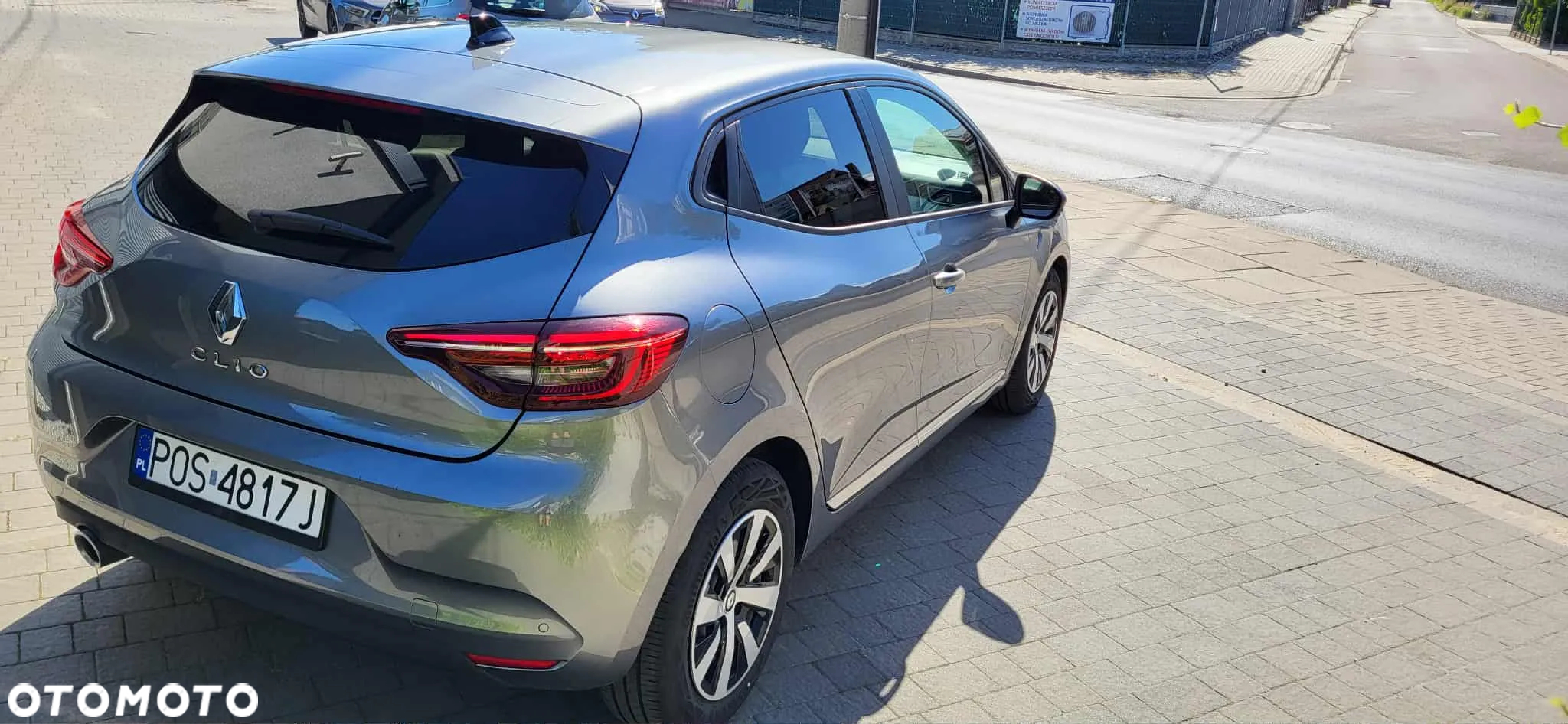 Renault Clio - 6