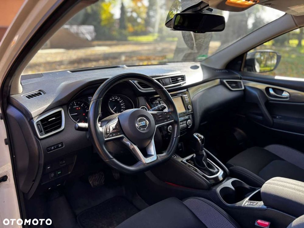 Nissan Qashqai 1.6 DCi Xtronic ACENTA - 19