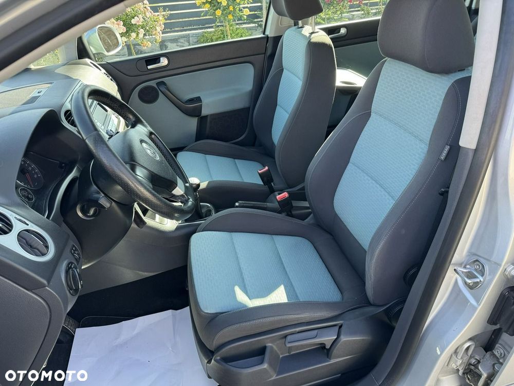 Volkswagen Golf Plus - 18