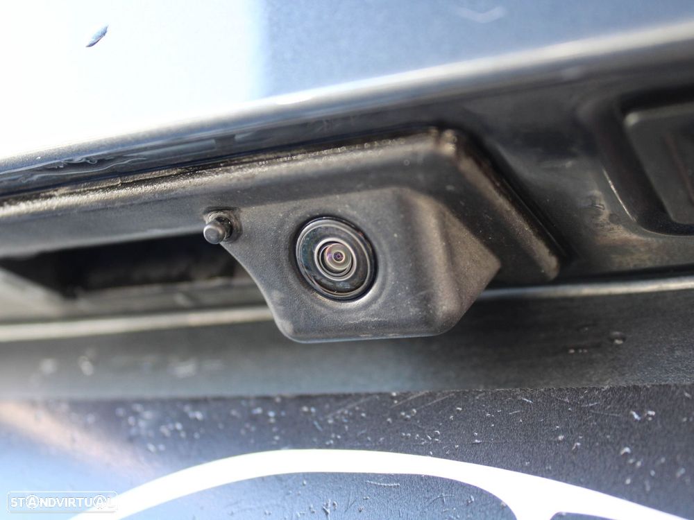 VW Tiguan 2.0 TDI Confortline - 19