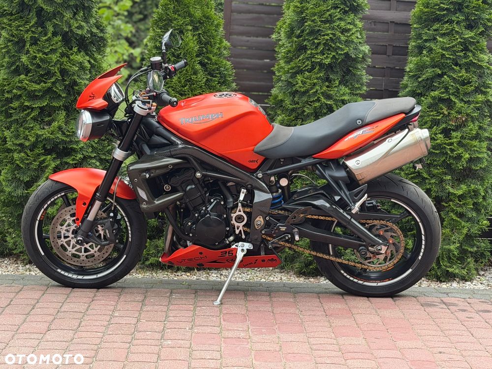 Triumph Street Triple - 7