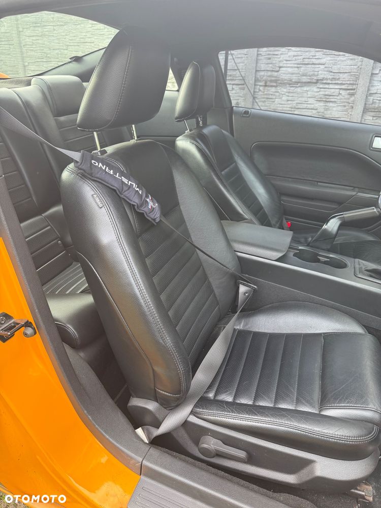 Ford Mustang 4.6 V8 GT - 13